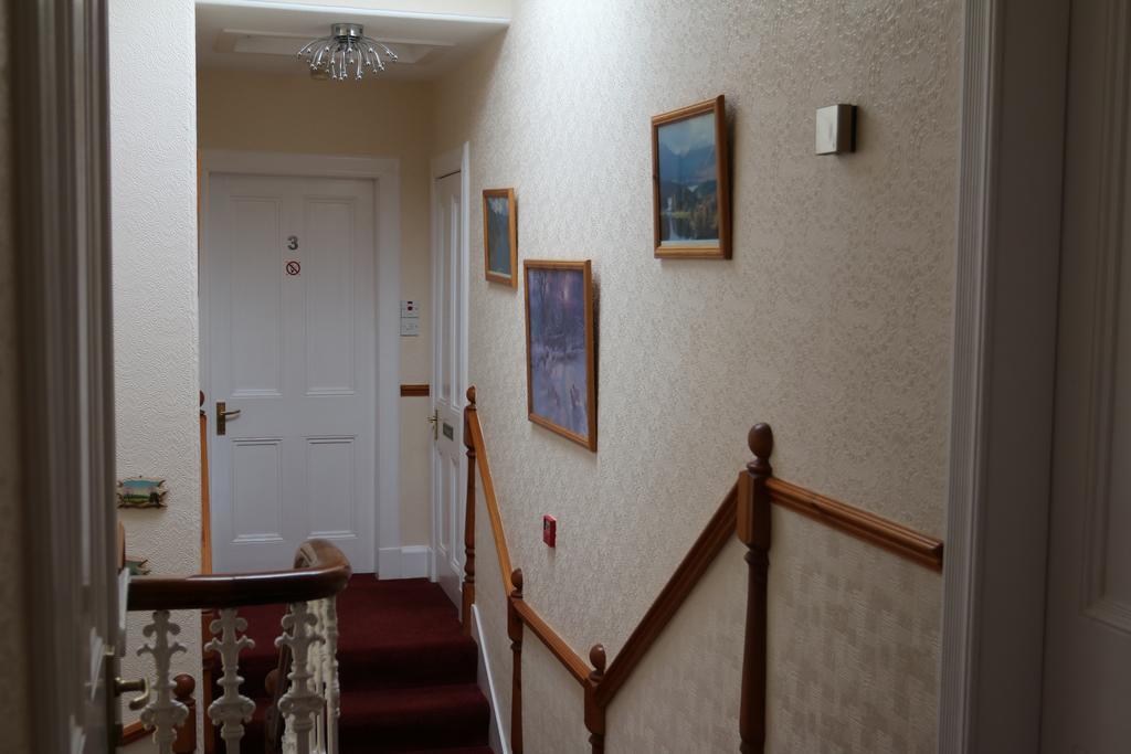 Hawthorn Lodge Guest House Инвернесс Экстерьер фото